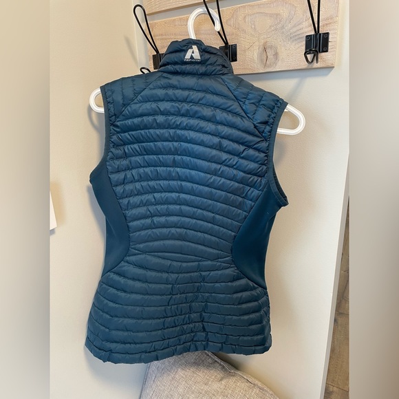 Eddie Bauer Down Vest - Picture 3 of 4